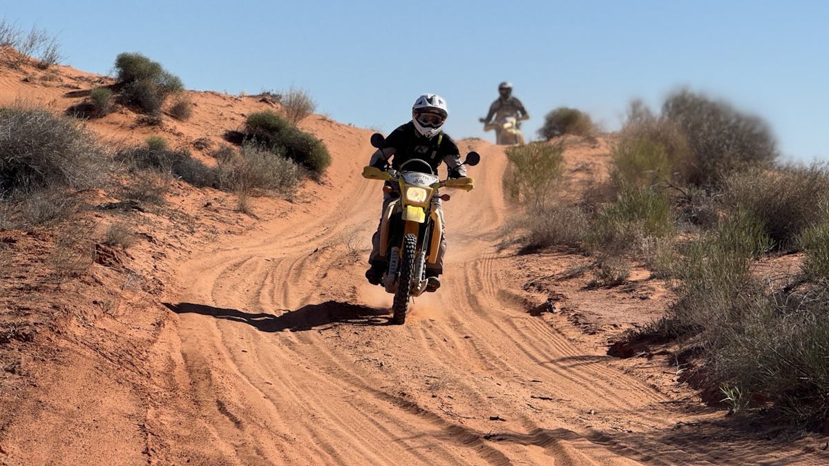 Simpson desert motorbike tour