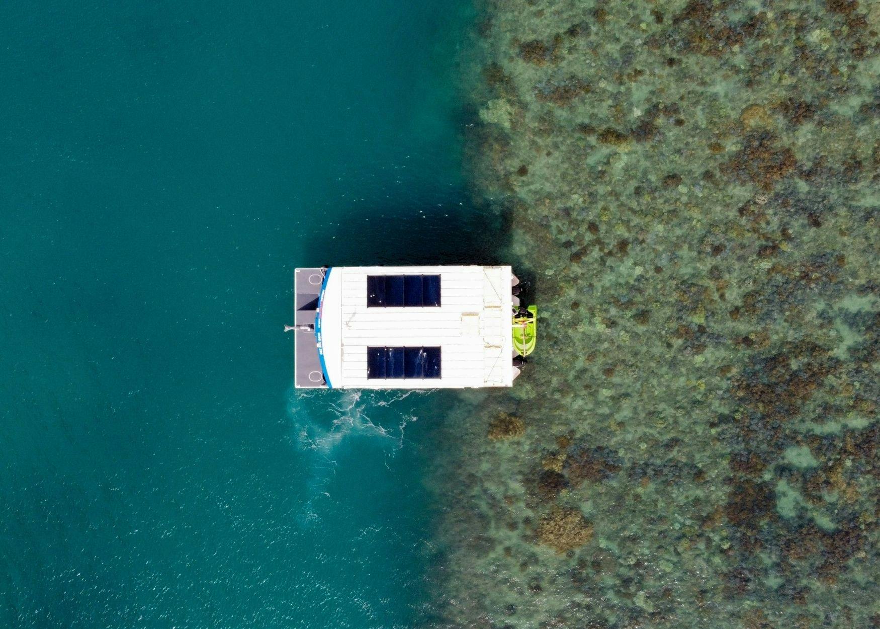 Airlie Beach Glass Bottom Boat Tour