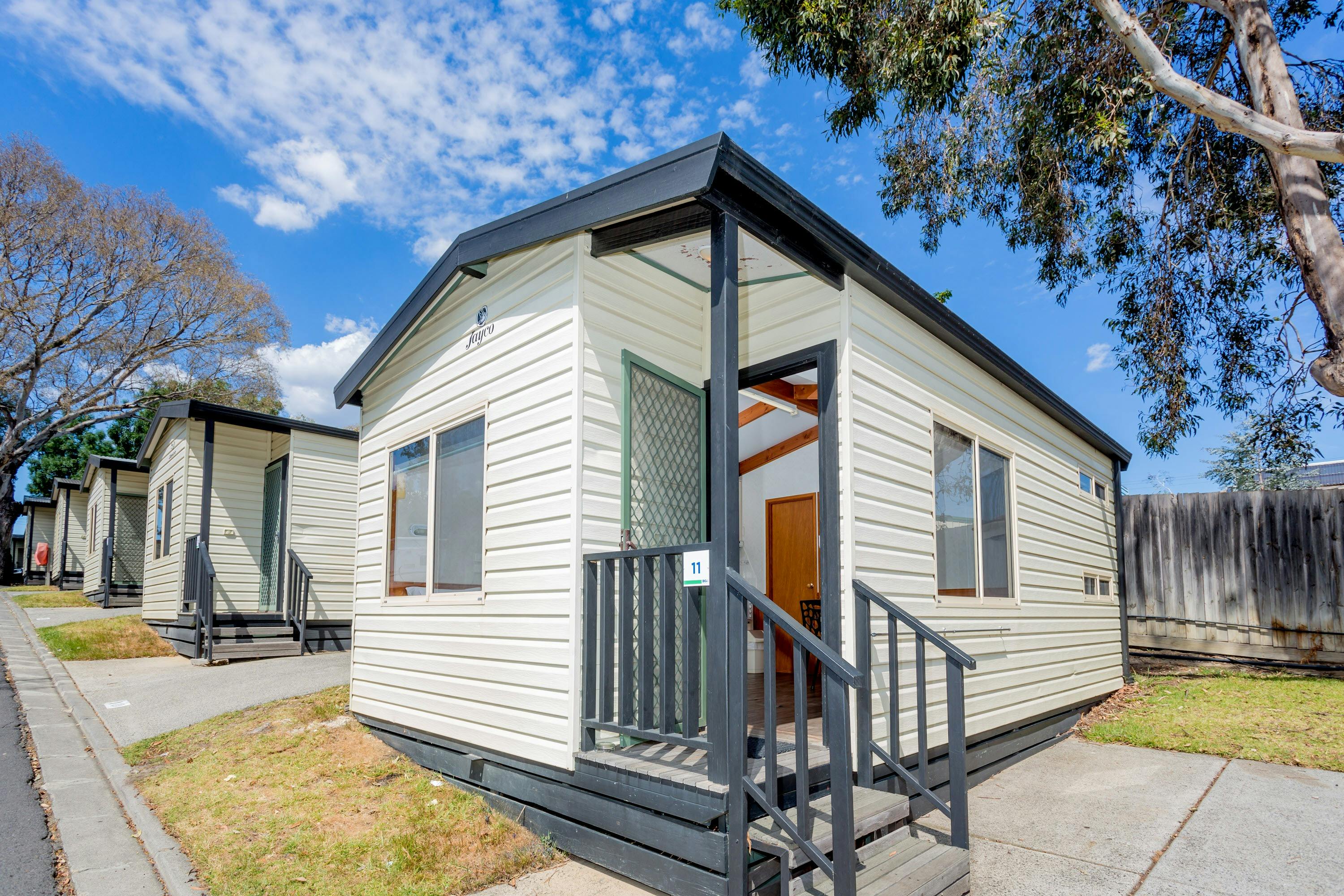 One Bedroom Deluxe Cabin