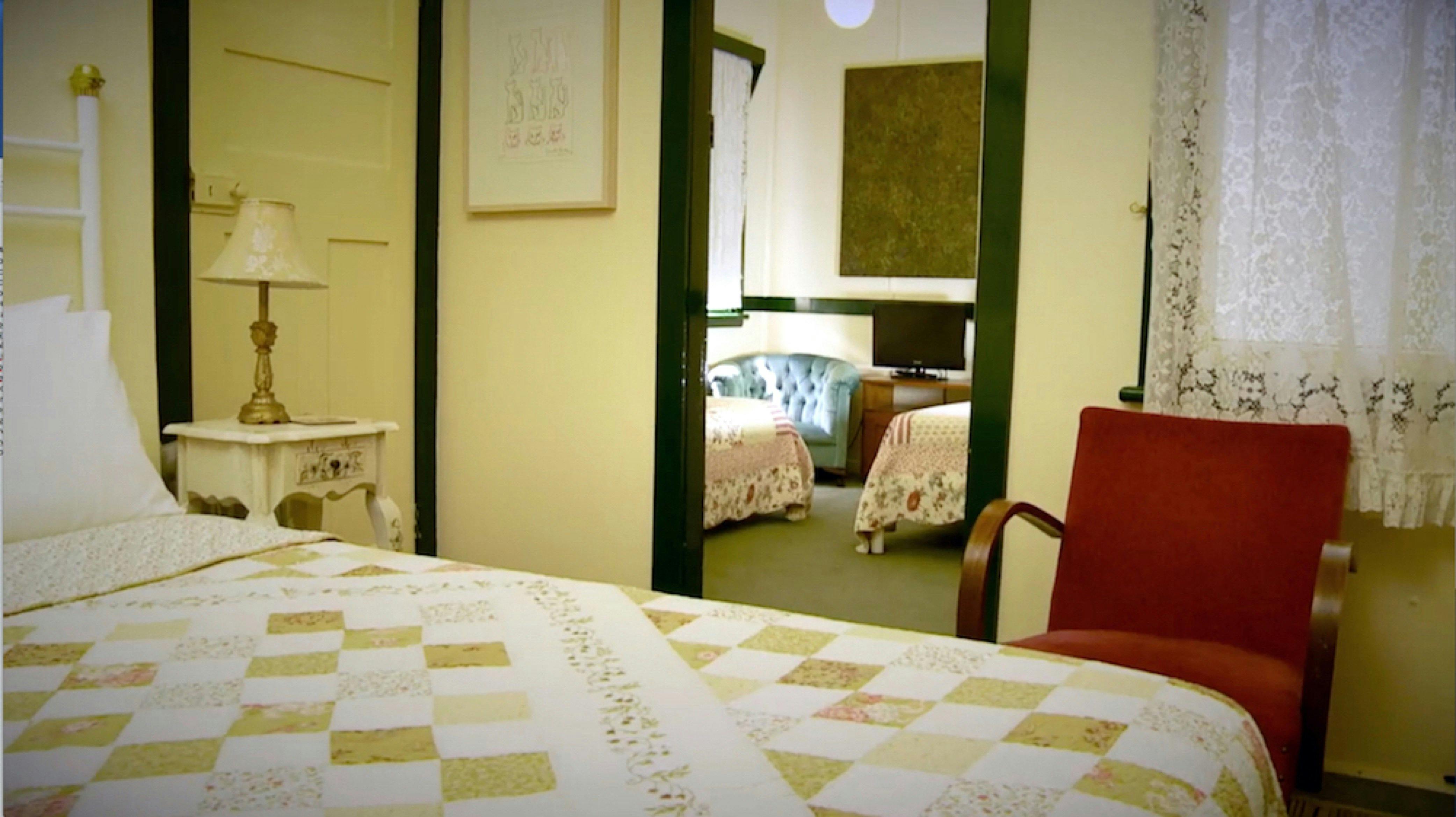 퀸침대와 싱글침대 2개