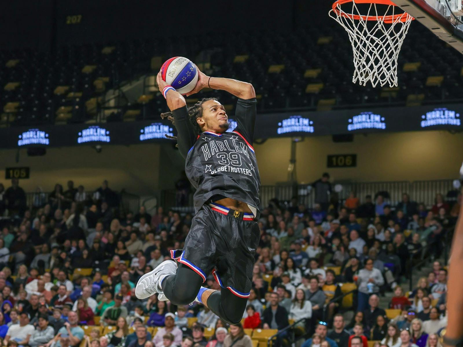 HarlemGlobetrottersHoops HarlemGlobetrottersHoops