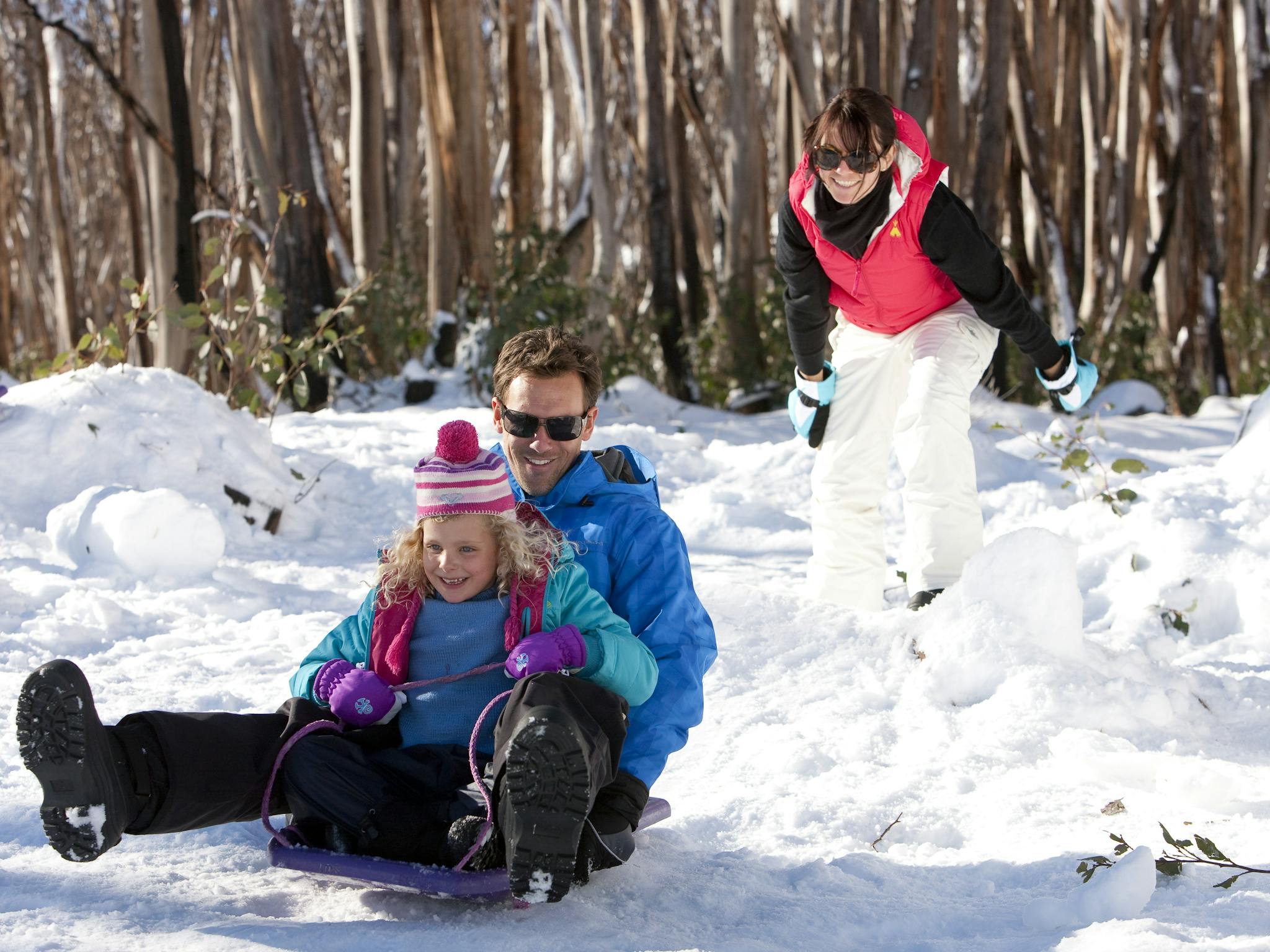 Autopia Tours - Melbourne Snow Tour to Lake Mountain