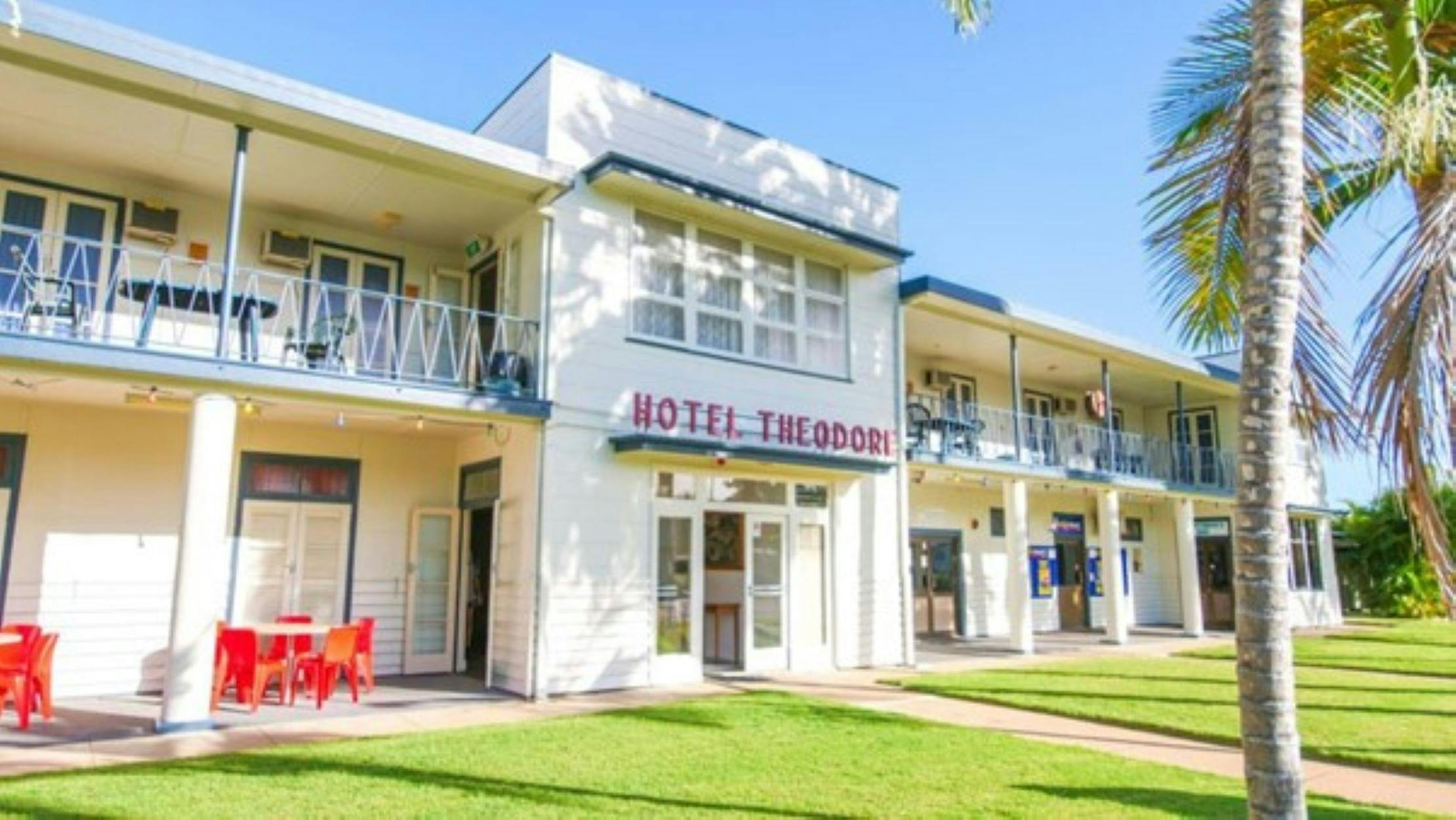 Hotel Theodore