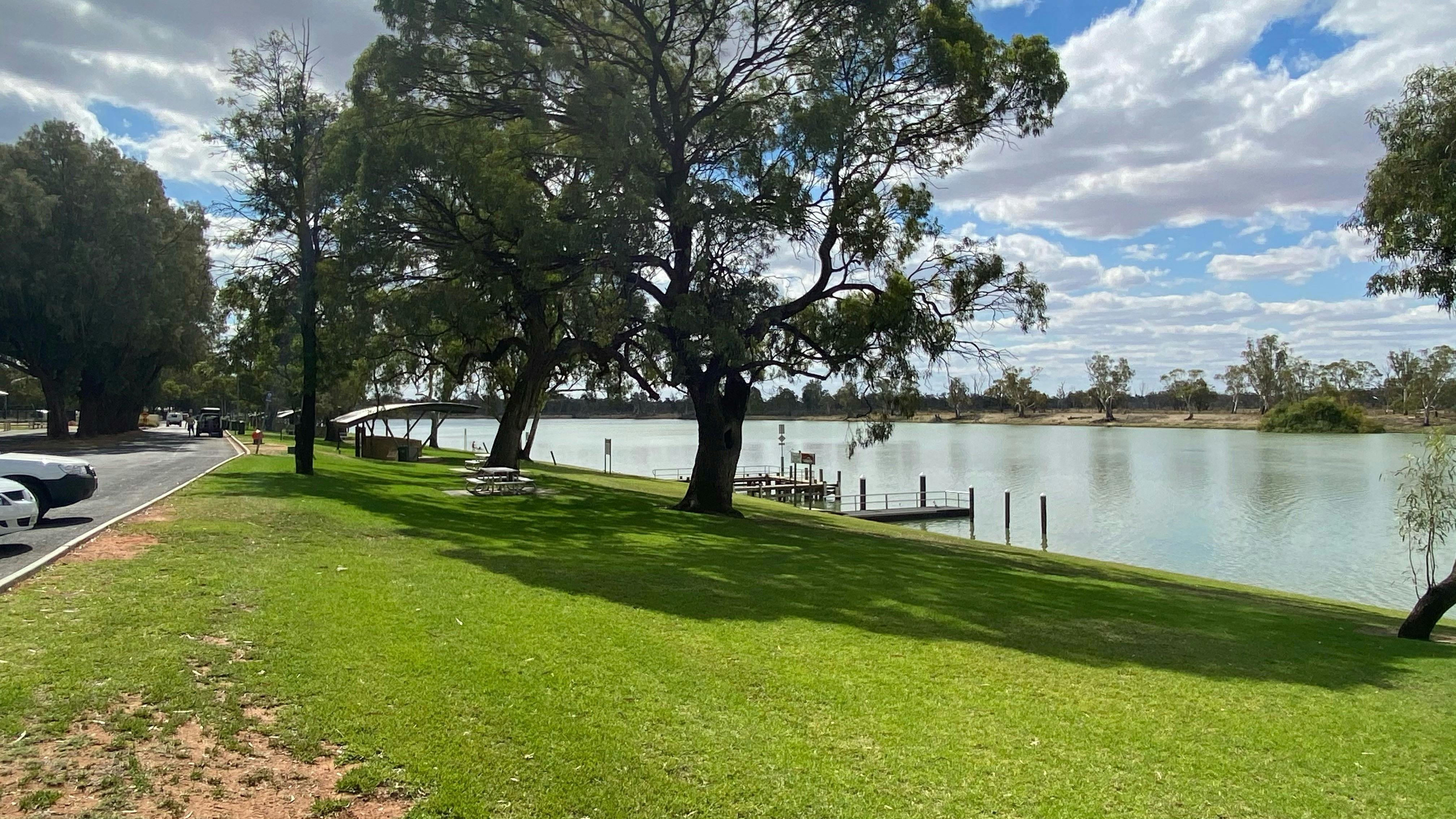 Waikerie Riverfront from carpark