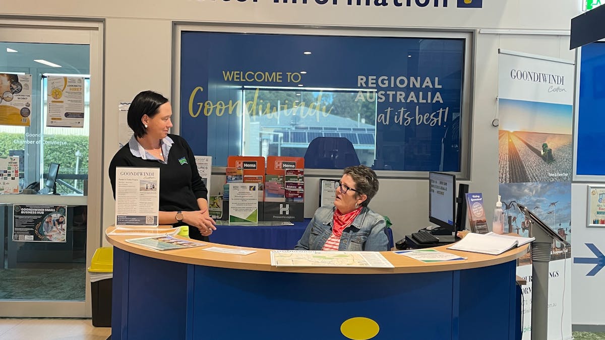 Goondiwindi Visitor Information Centre Visitor Coordinator with a volunteer Goondiwindi Visitor Information Centre Visitor Coordinator with a volunteer