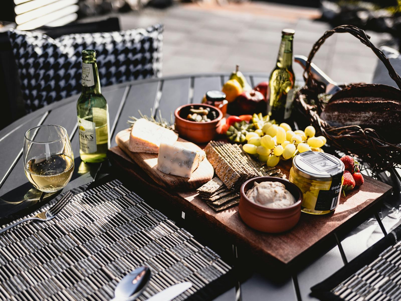 Courtyard feast