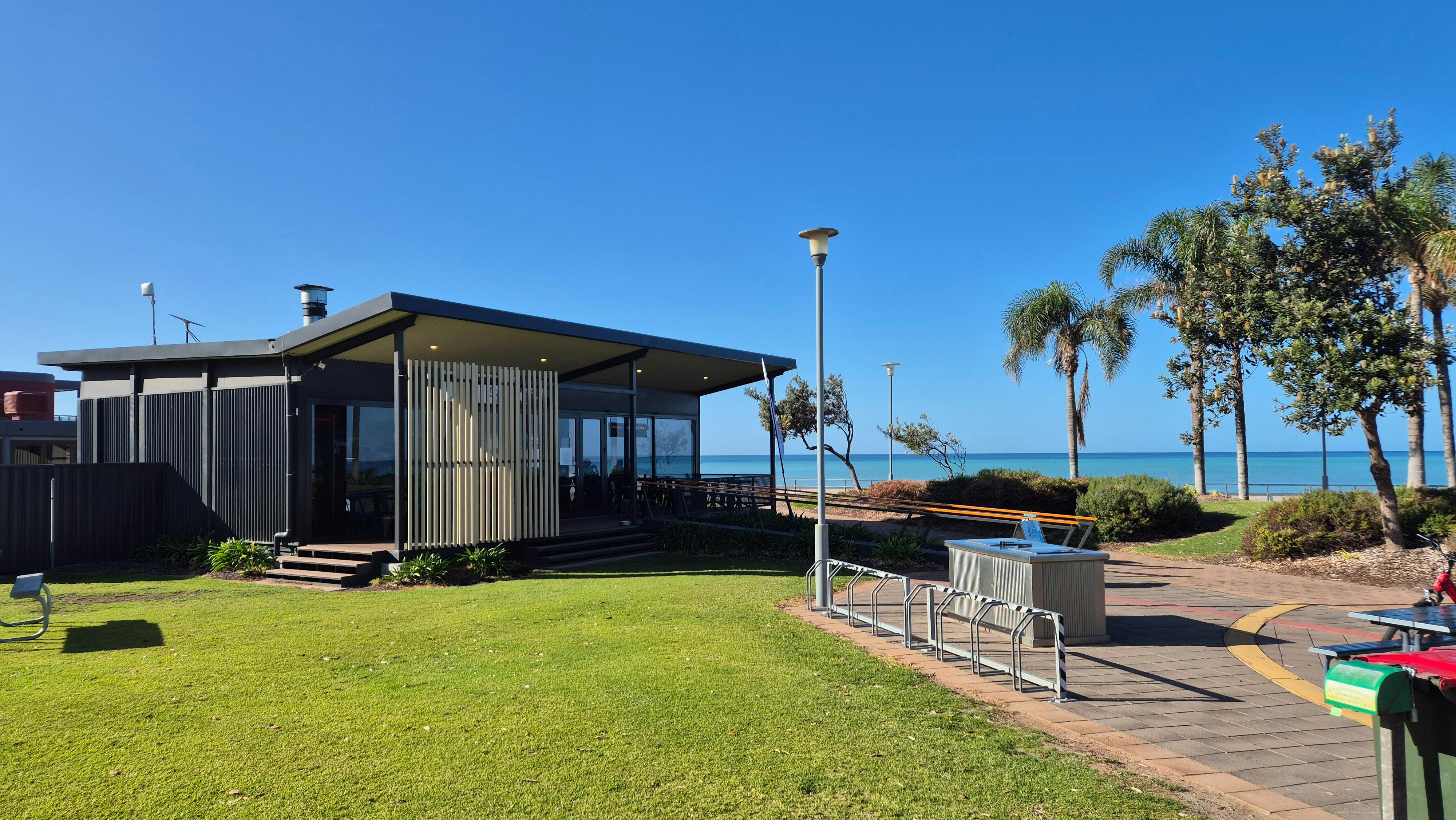 Whyalla Waves Cafe
