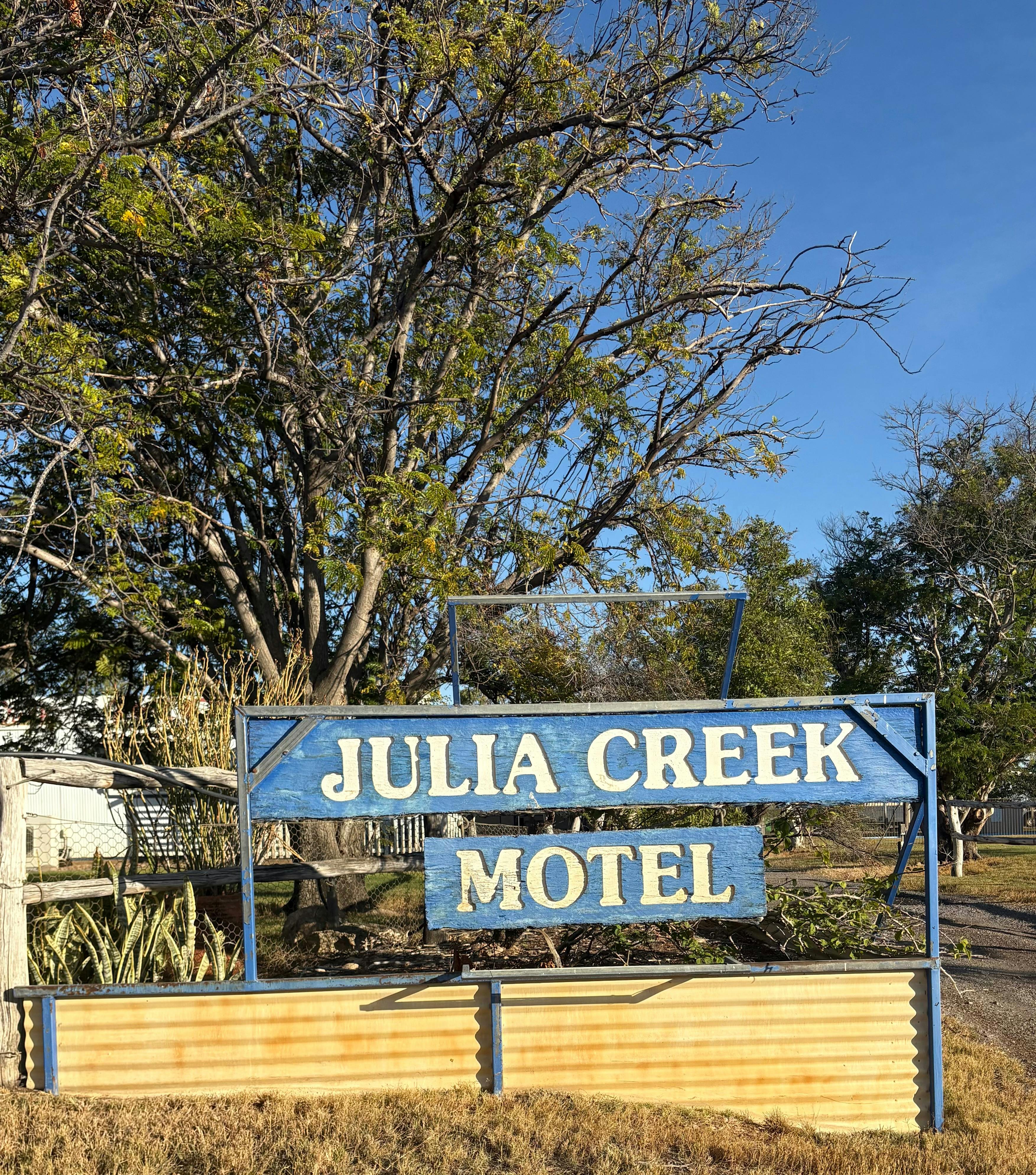 Julia Creek Motel