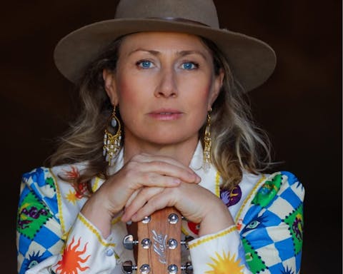 Amber Kenny Mothers Day at Jamberoo Pub