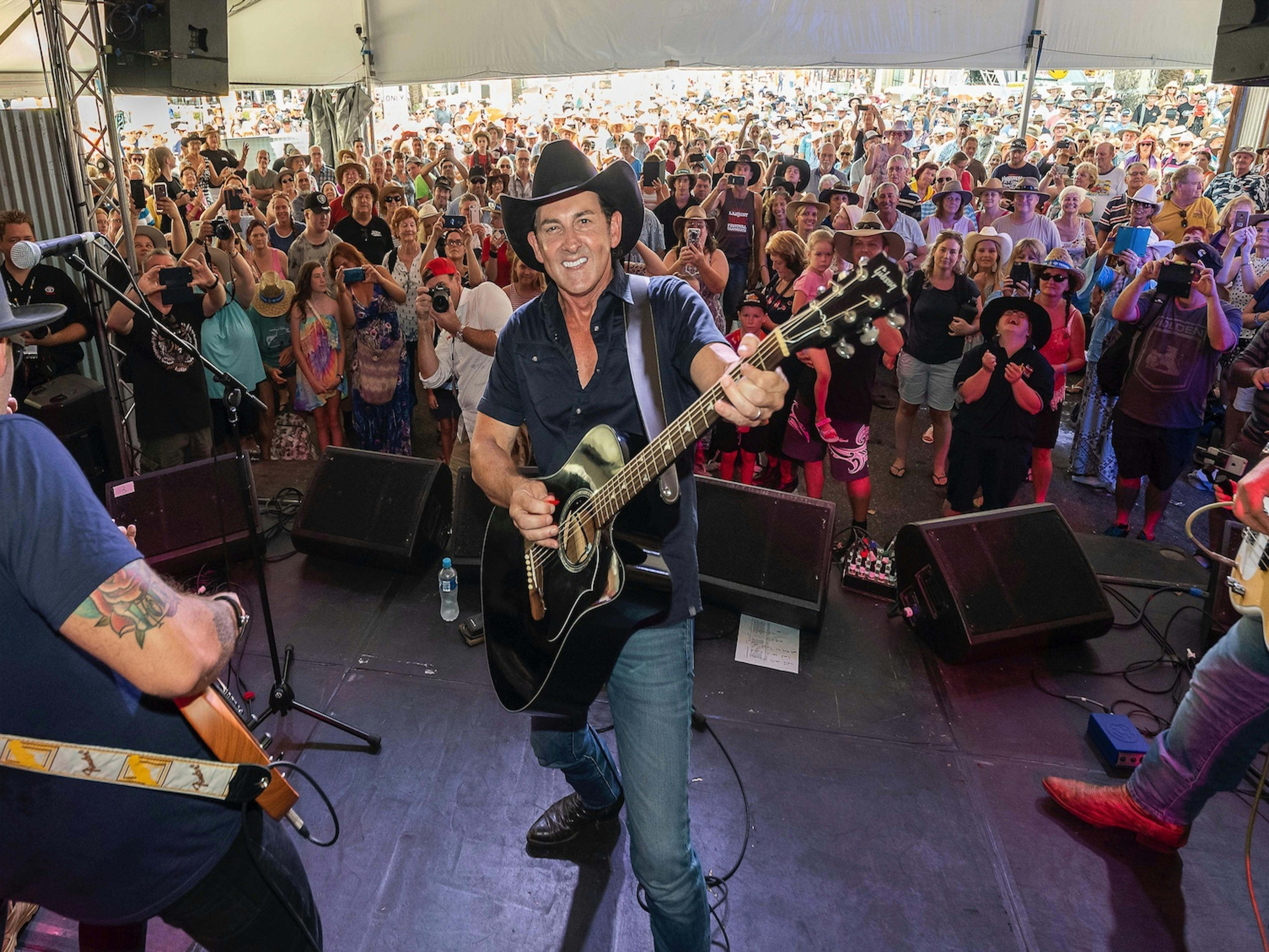 Lee Kernaghan on stage at Tamworth