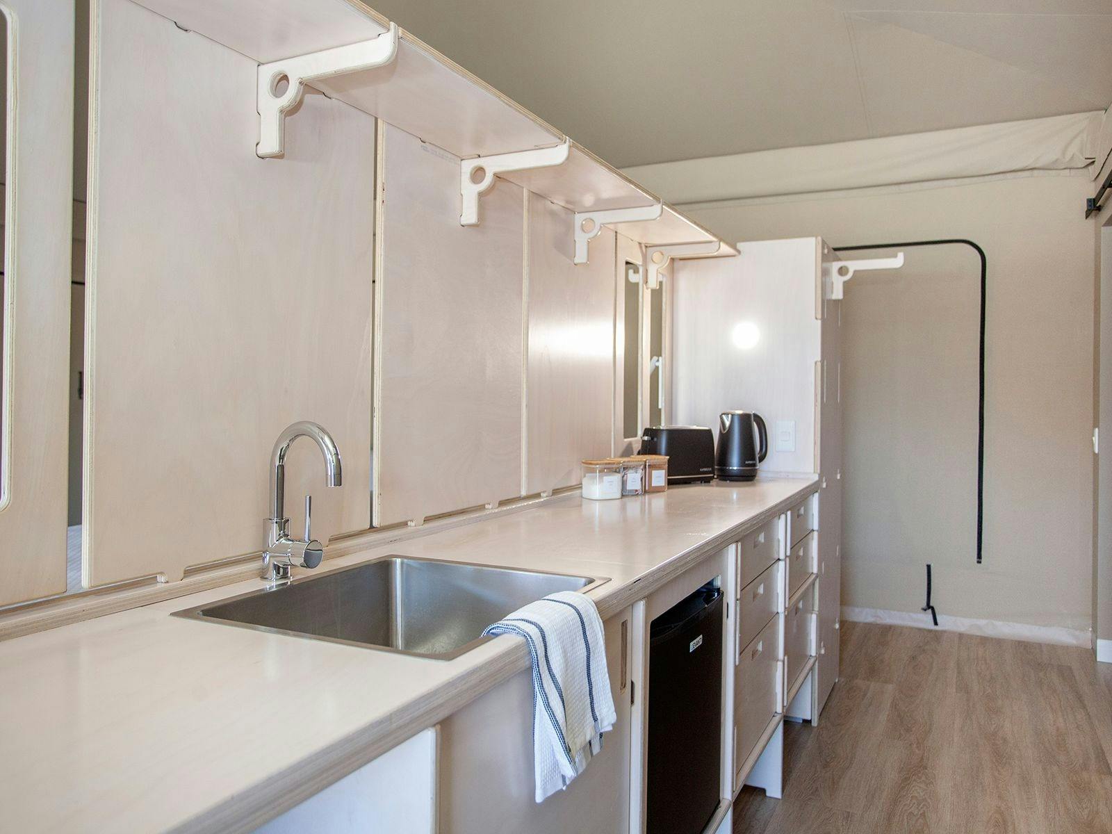 크라우디 베이 에코 리조트 글램핑 키친