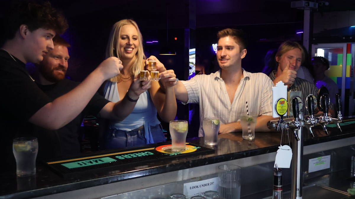 Bar