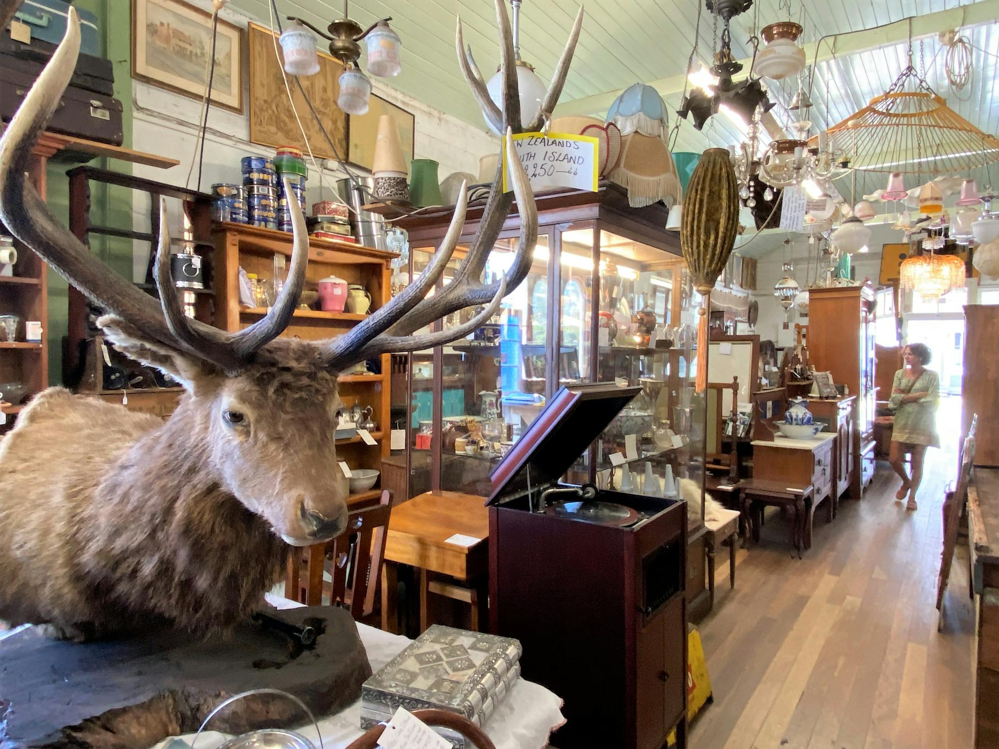 Scotland Yard Antiques, Ipswich Scotland Yard Antiques, Ipswich
