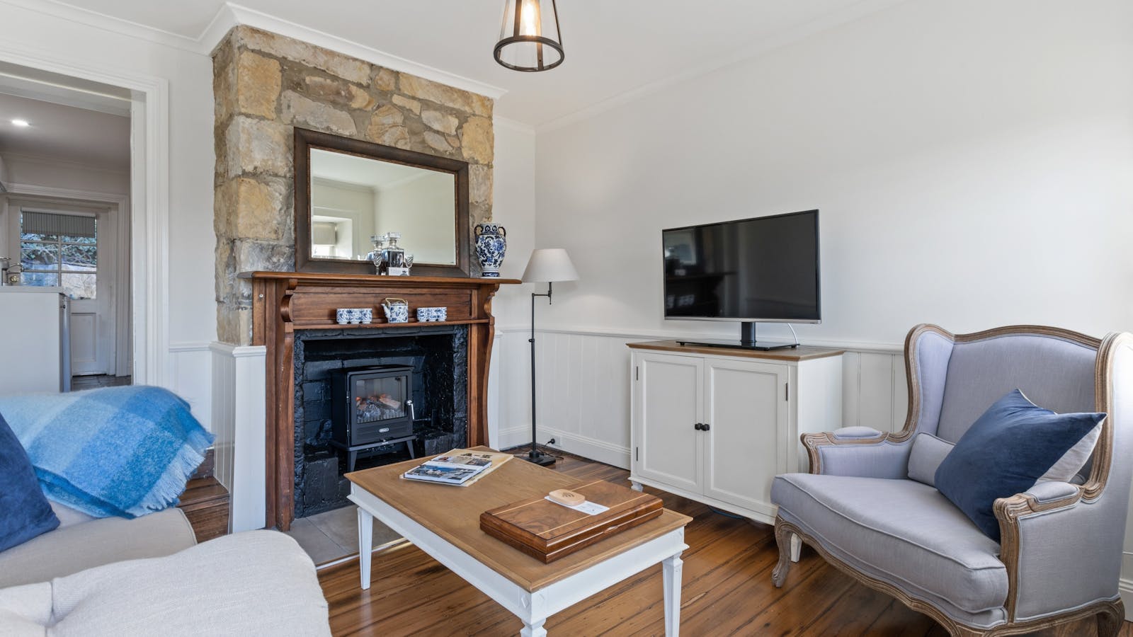 Lounge Room
