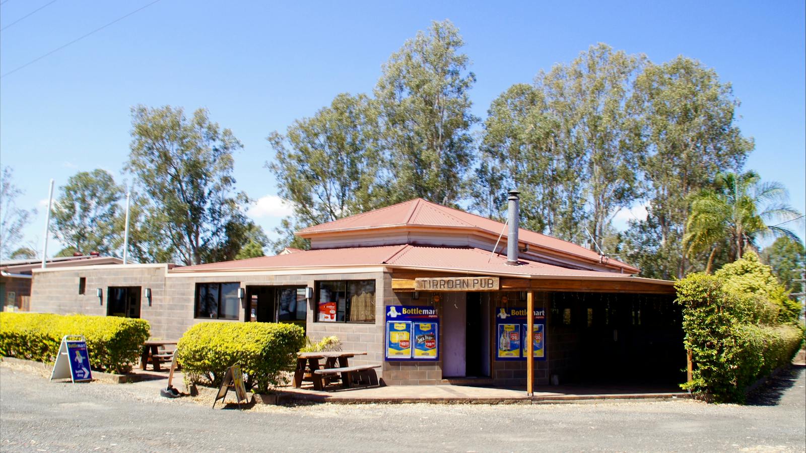 Tirroan Pub