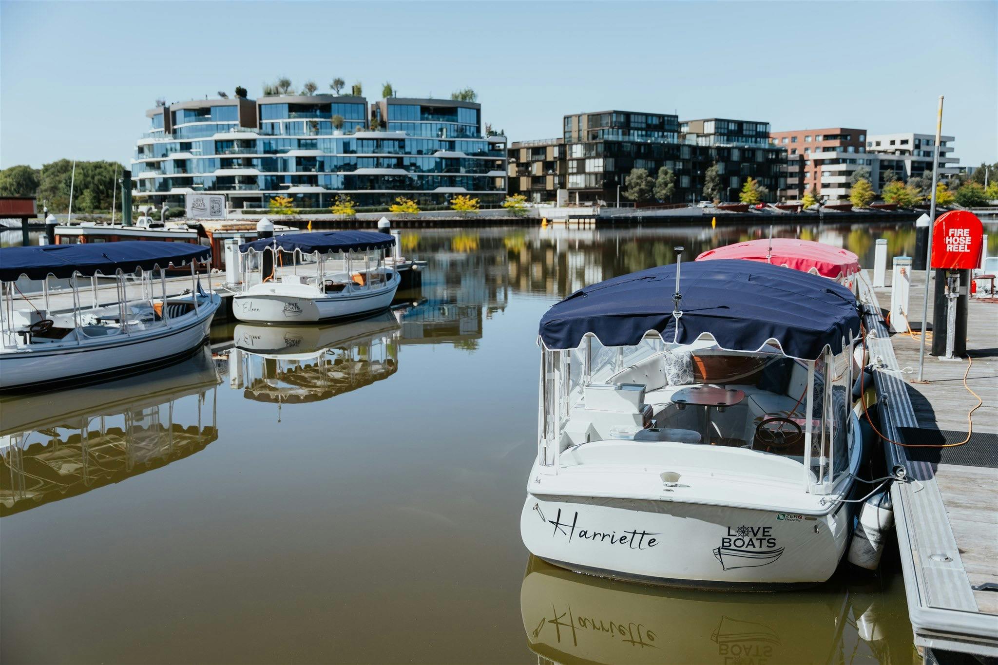 Boat hire in Canberra
