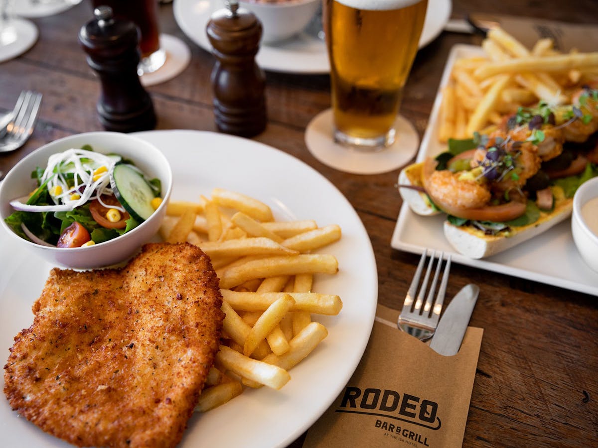 Rodeo Bar & Grill - Chicken Schnitzel