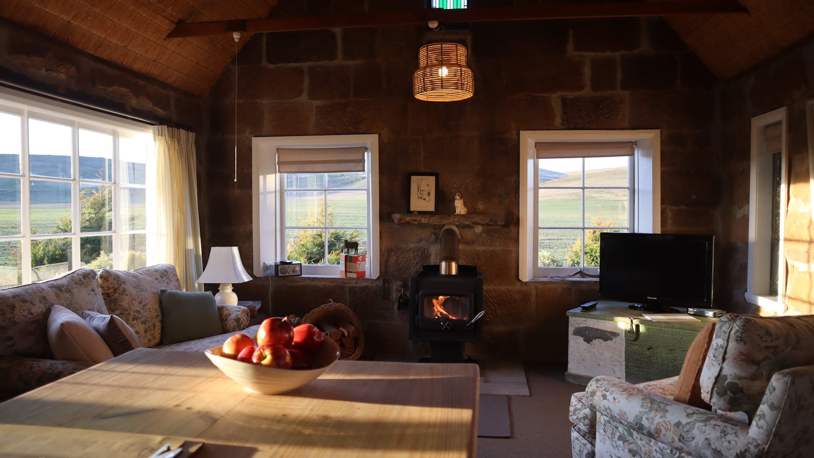 Shepherd's Rest lounge and living area.