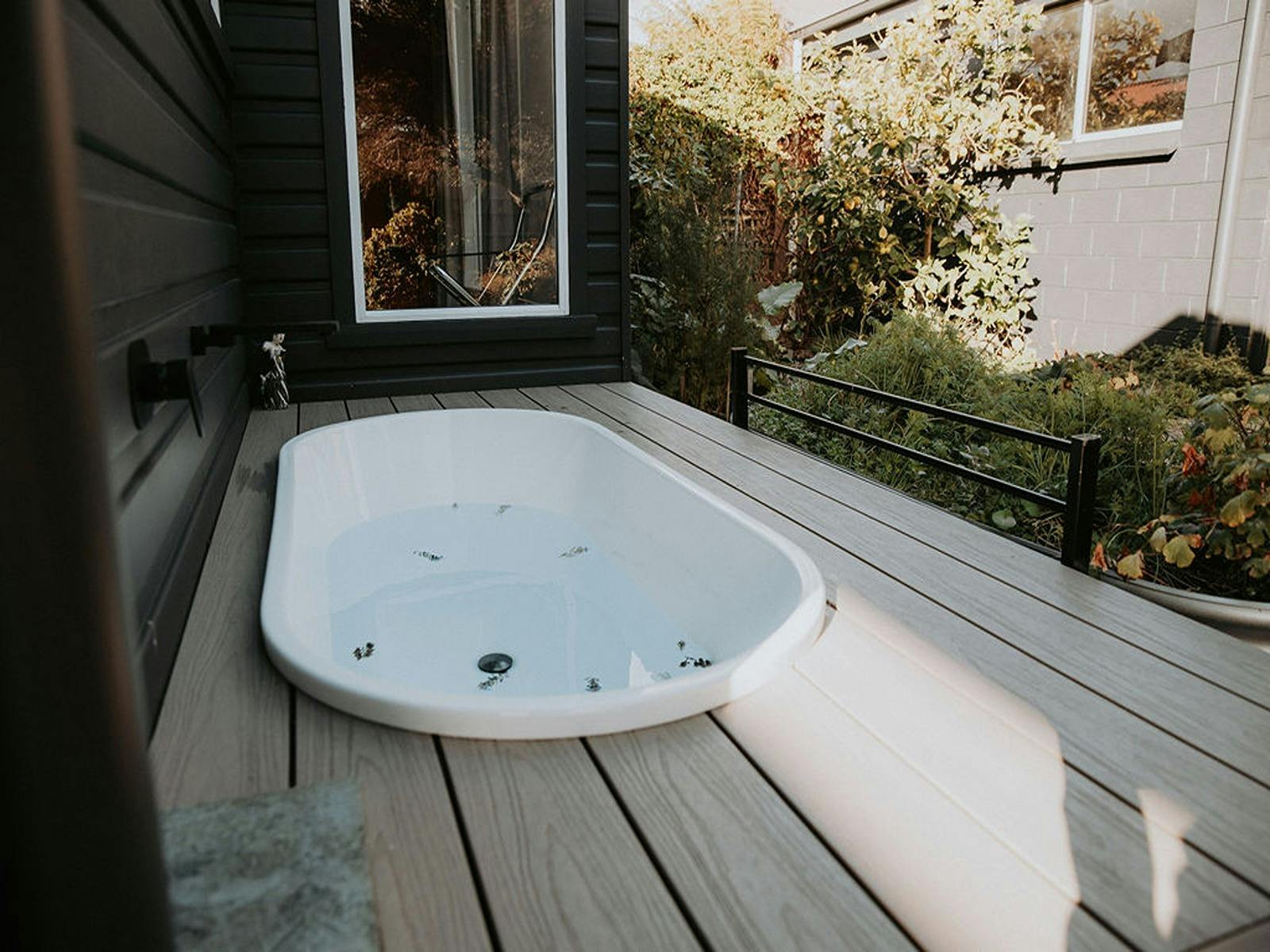 Outdoor Bath