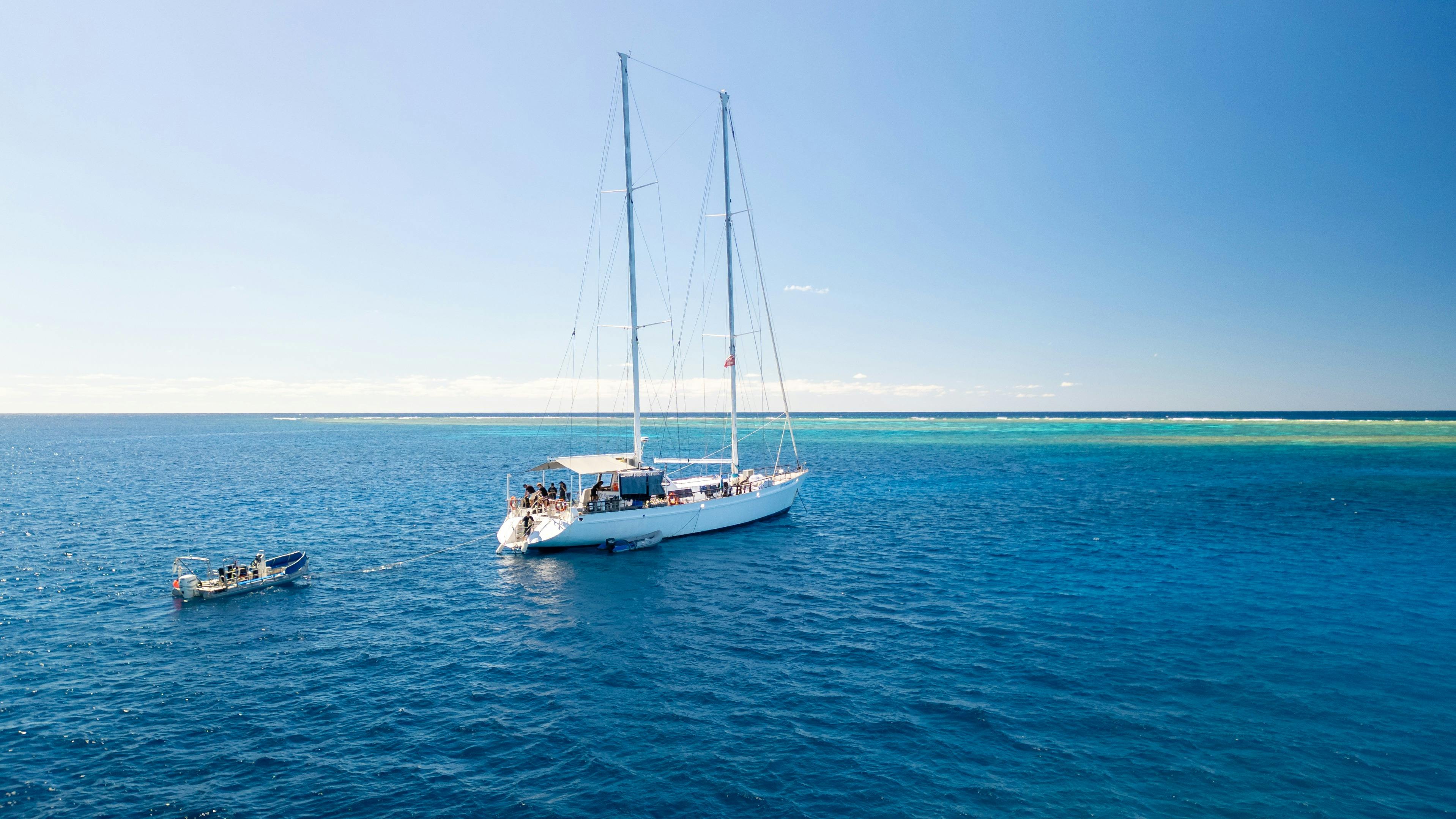 SV Summer Jo outer reef
