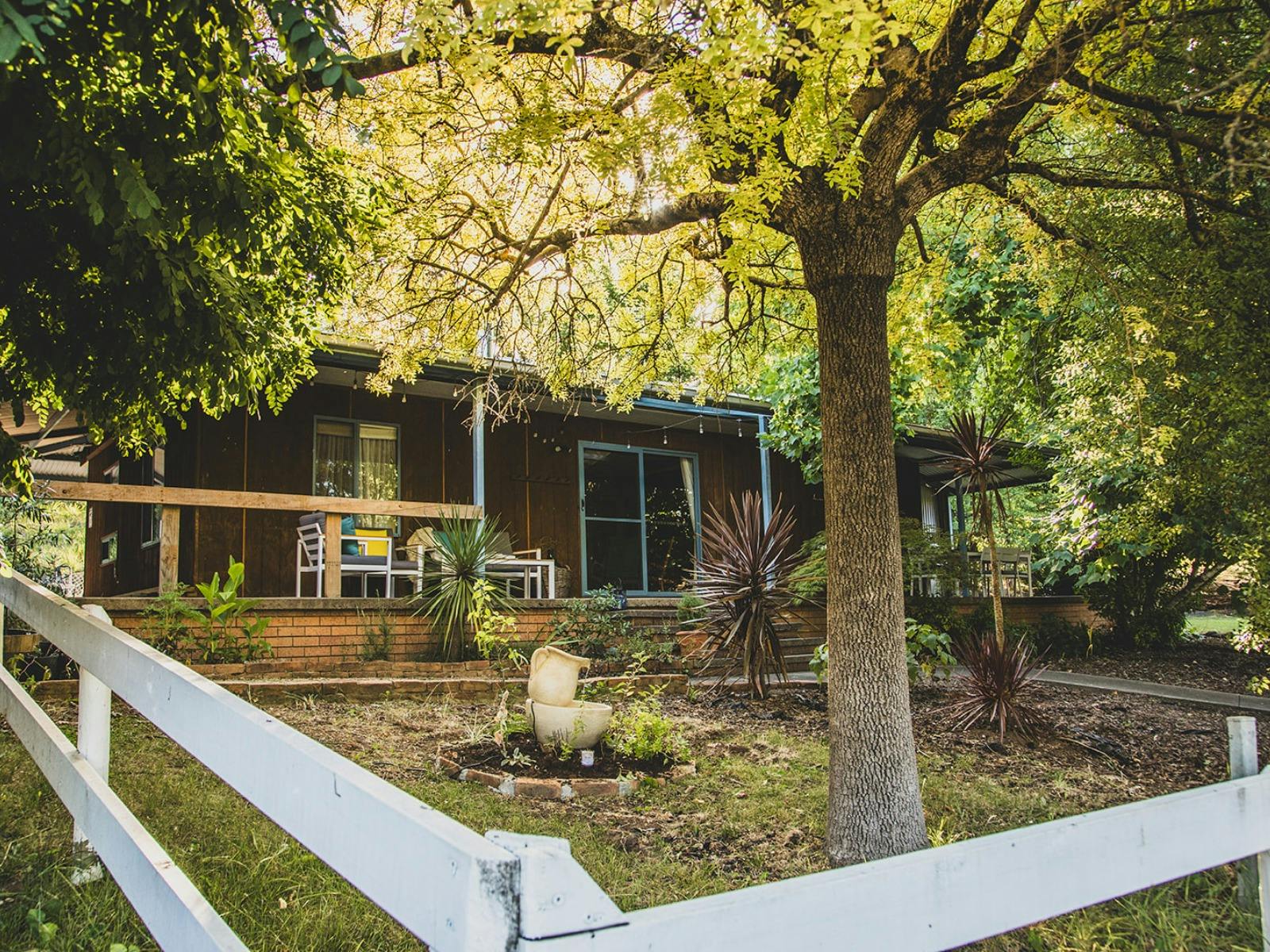 garden of moonshiner cottage