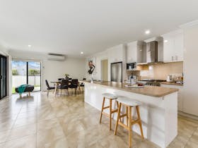 #mountgambierapartments#mountgambieraccommodation#mtgambieraccommodation#mtgambierapartments