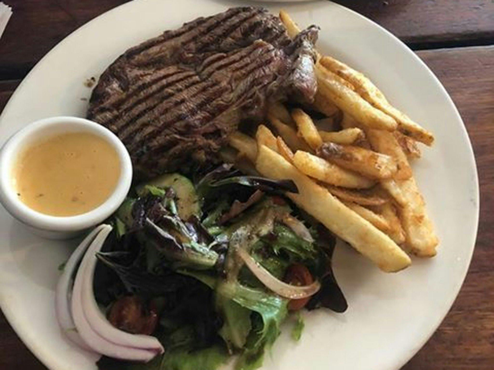 Rib Fillet with chips, salad and creamy chilli garlic sauce