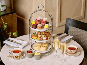 High Tea by JW, Chapter & Verse bar and lounge