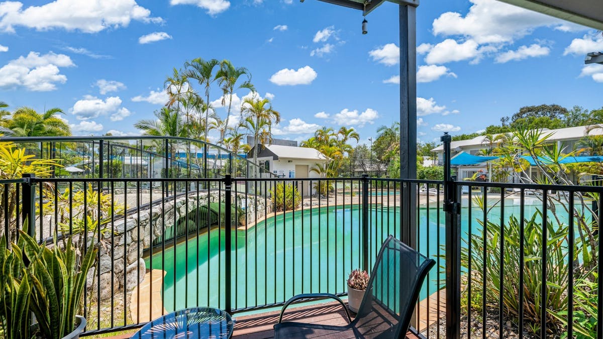 Poolsive Villa