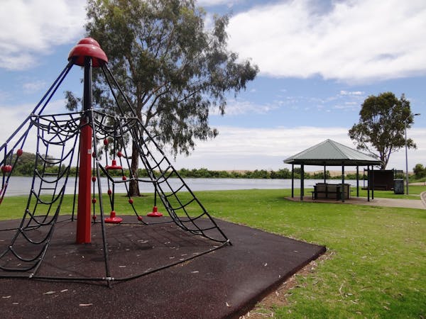 Thiele Reserve