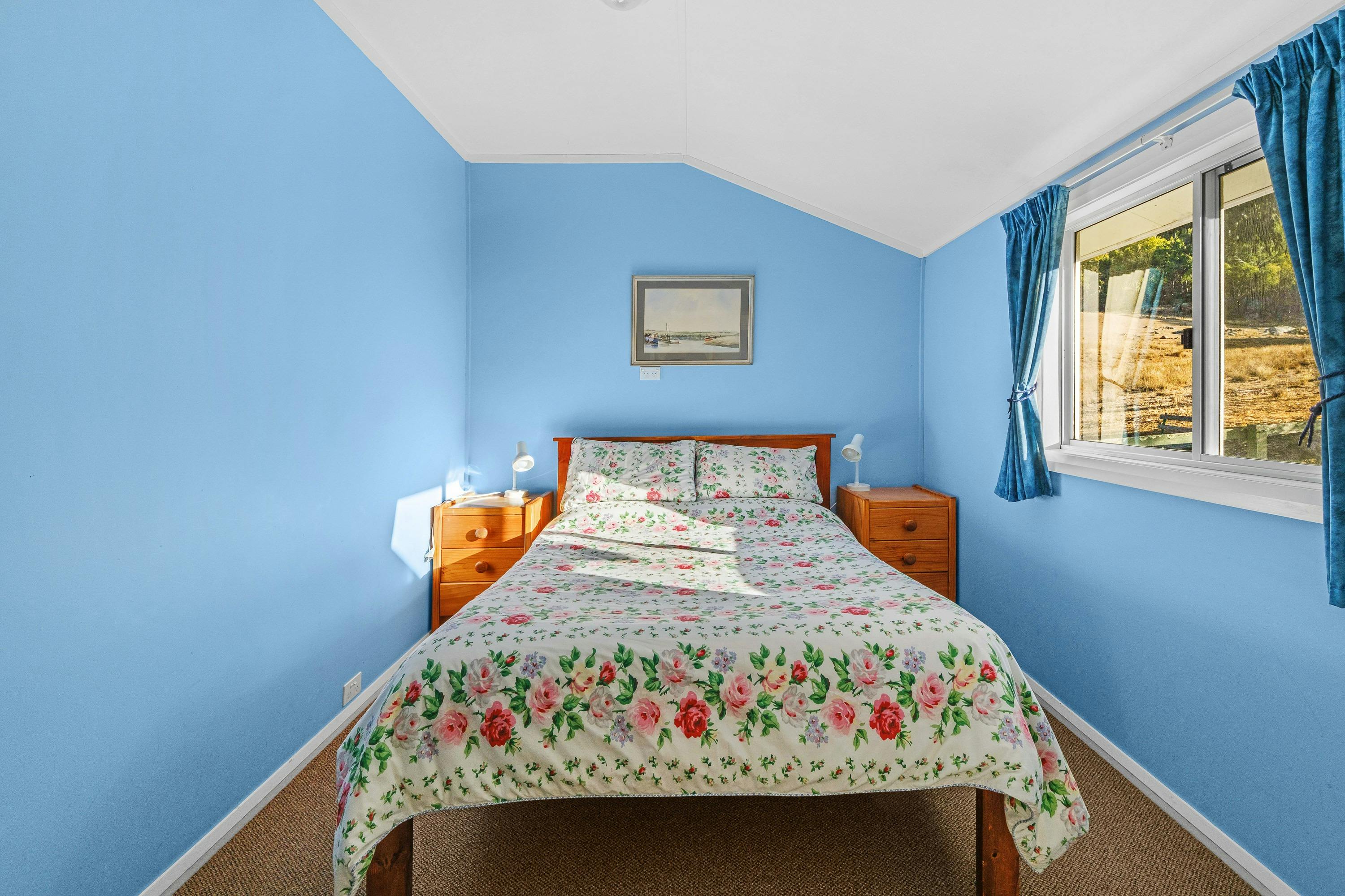 Bed 1