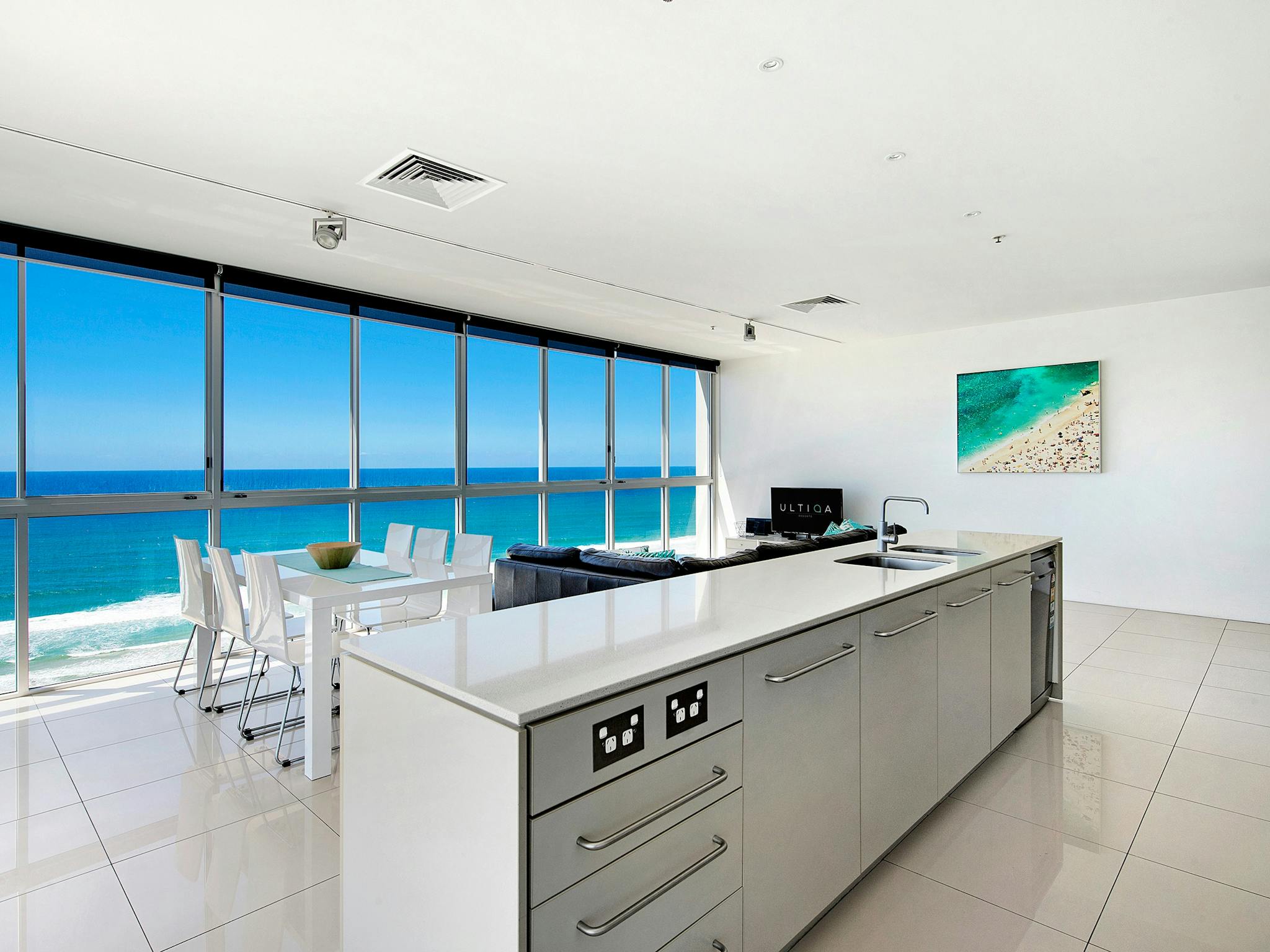 Kitchen, Living & Dining in 3 Bedroom Kitchen, living & dining Kitchen, Living & Dining in 3 Bedroom Kitchen, living & dining