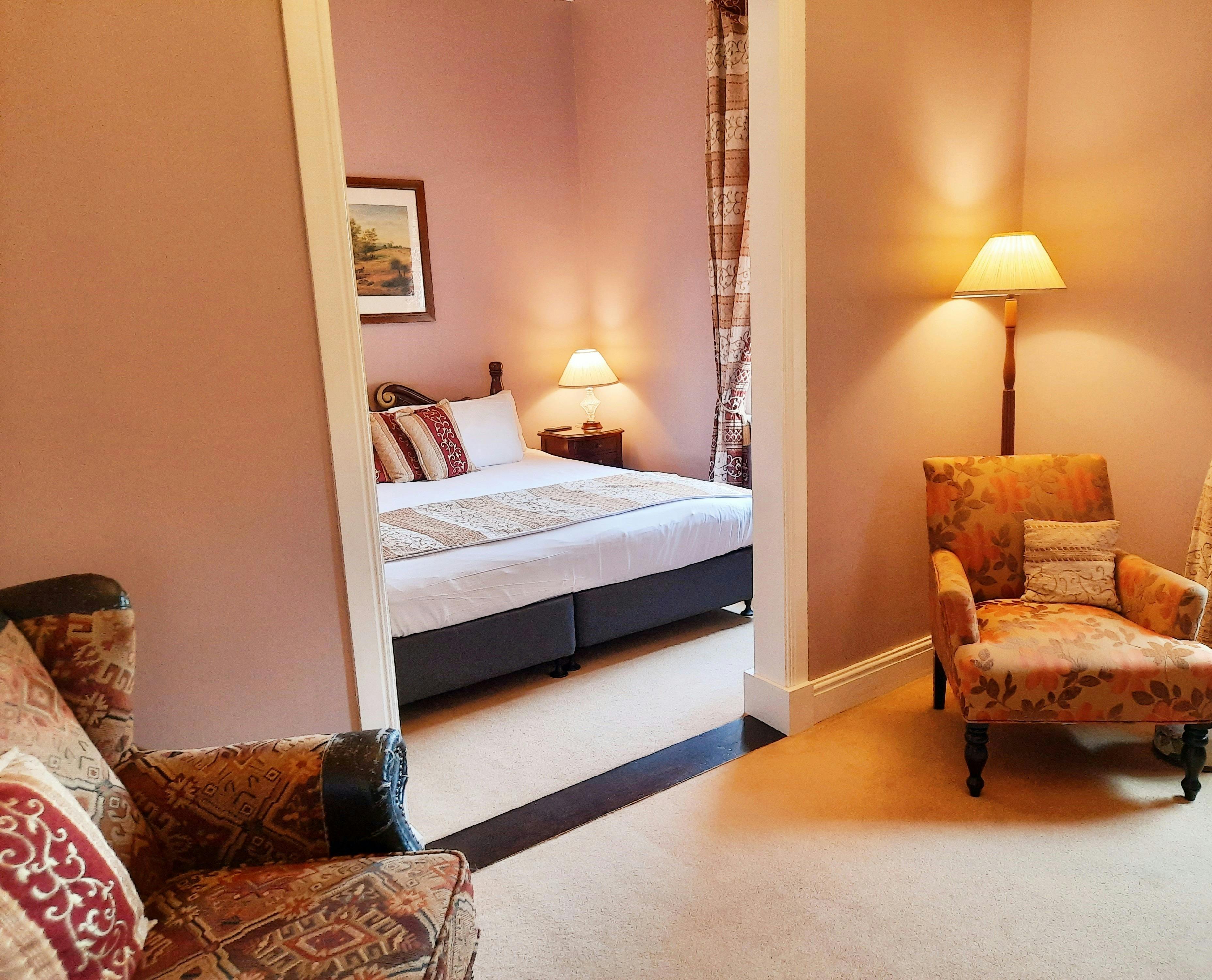 Room 1 and 2 Victorian (separate bathroom down the hallway)