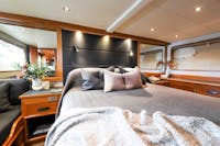 Master King Stateroom luxury accommodation onboard Great Barrier Reef superyacht voyages | YOTSPACE