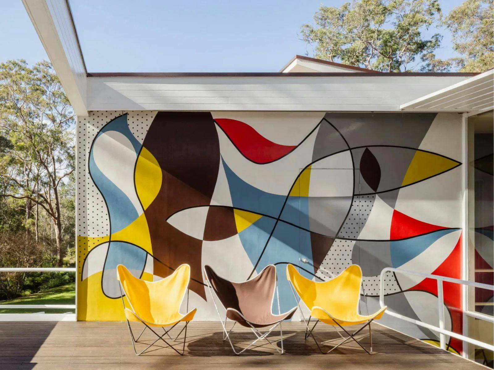 Deck and mural at Rose Seidler House