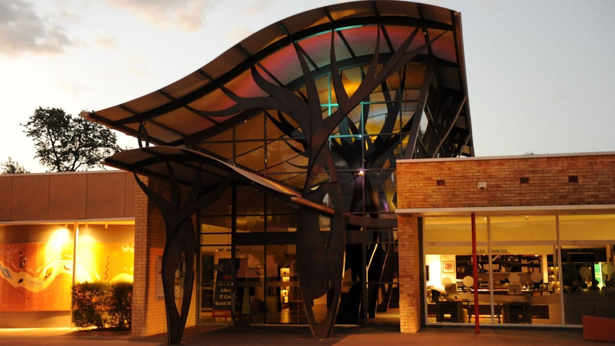 Dogwood Crossing Miles Gallery