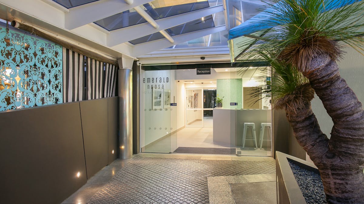 Entrance - Emerald Resort Noosa