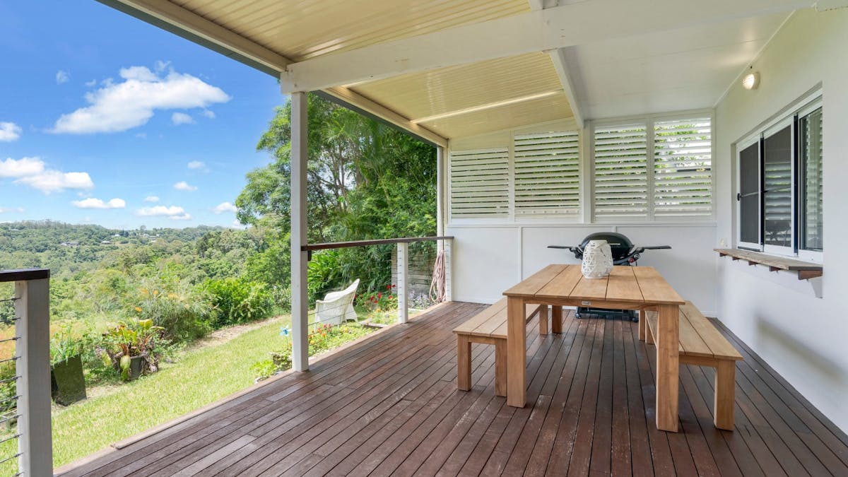 Balcony with Outdoor Dining and BBQ