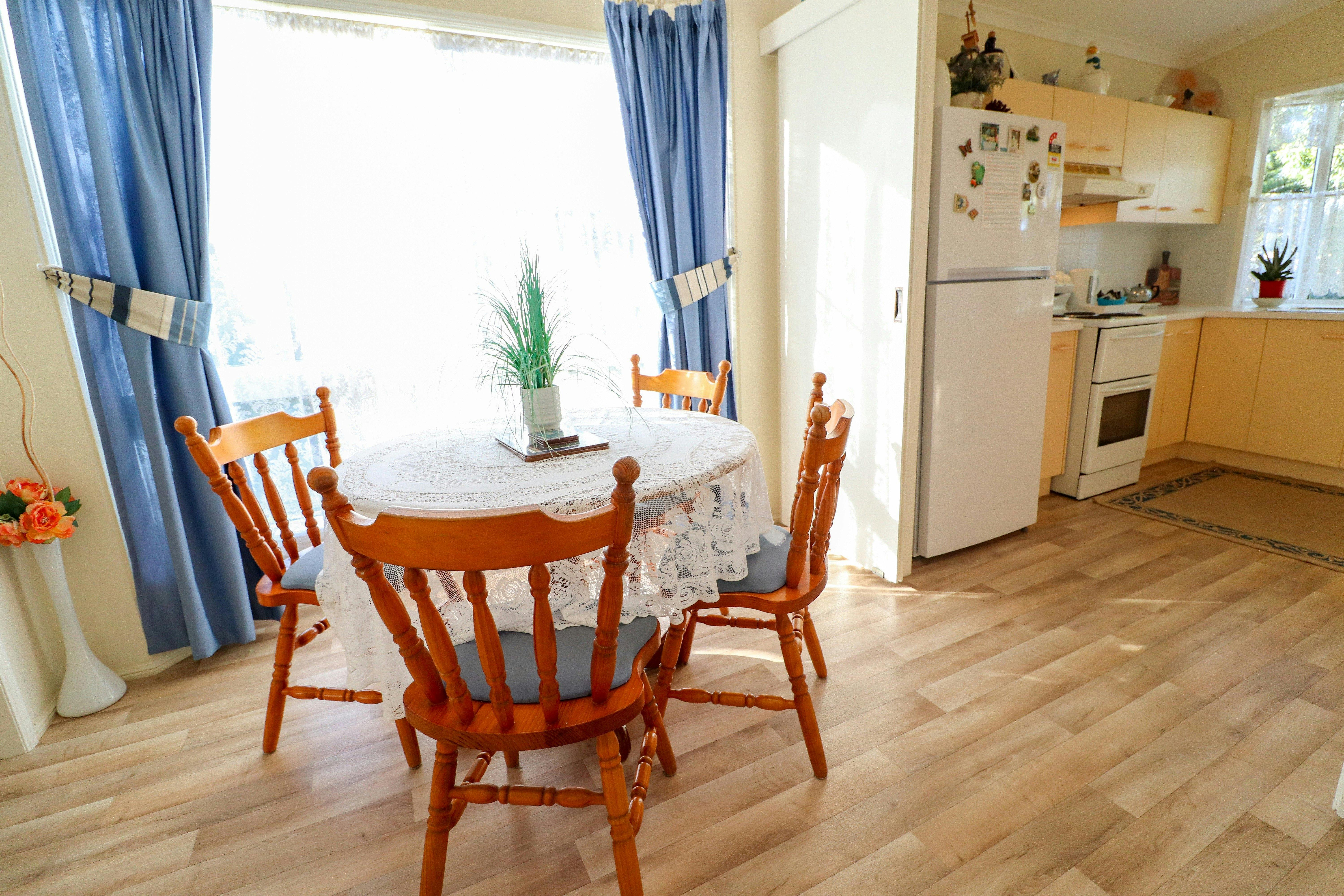 Bromyard Cottage dining