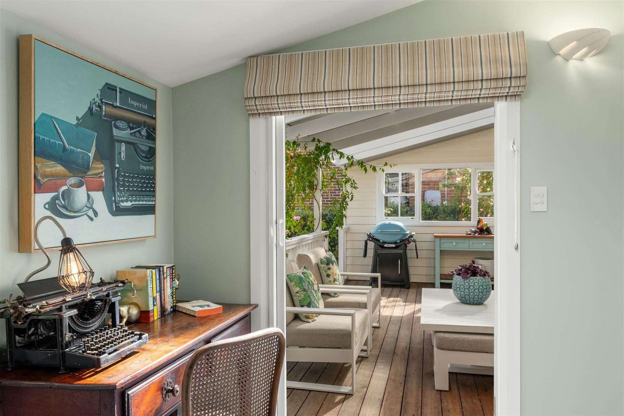 Study and outdoor area