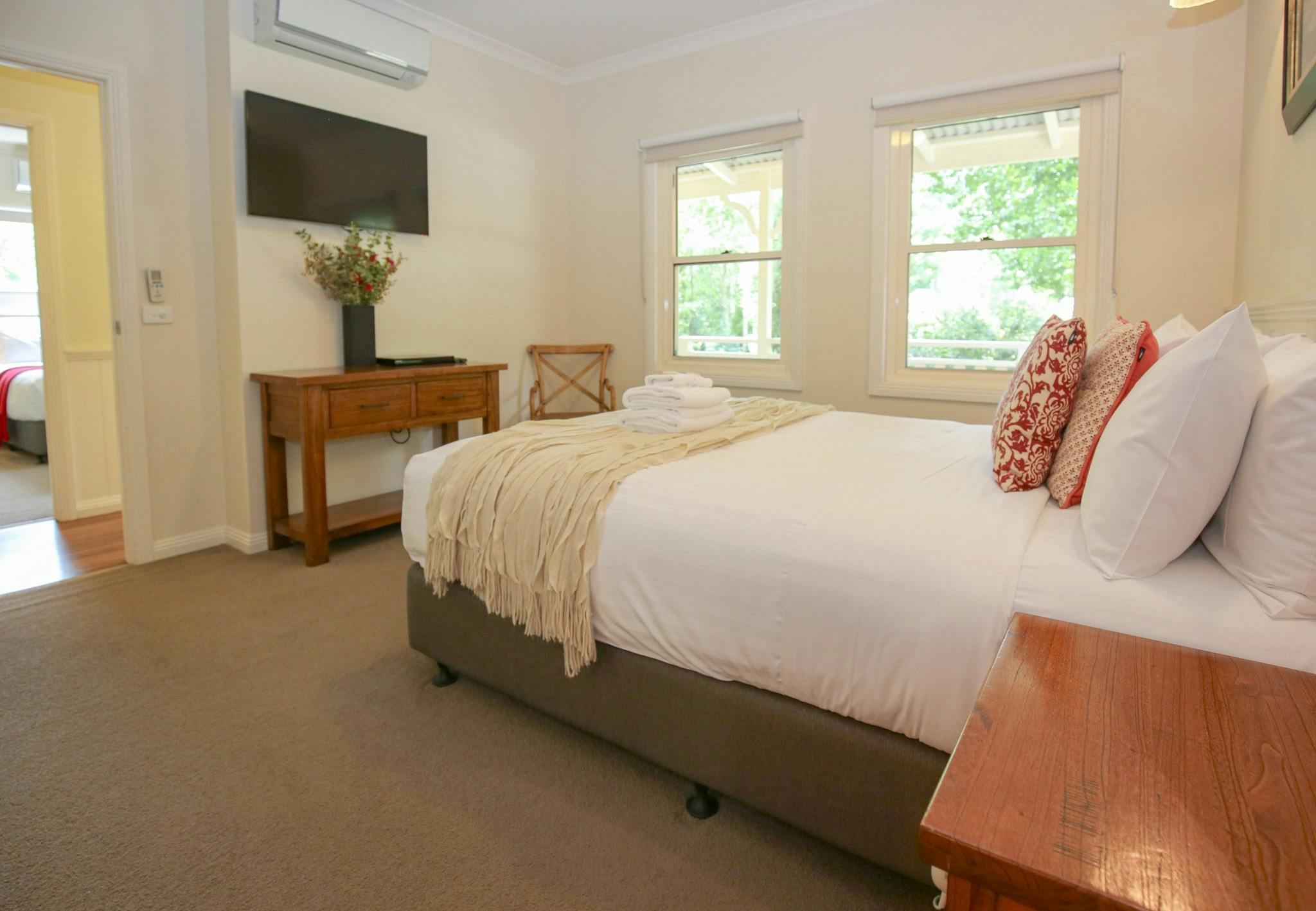 Queen bedroom