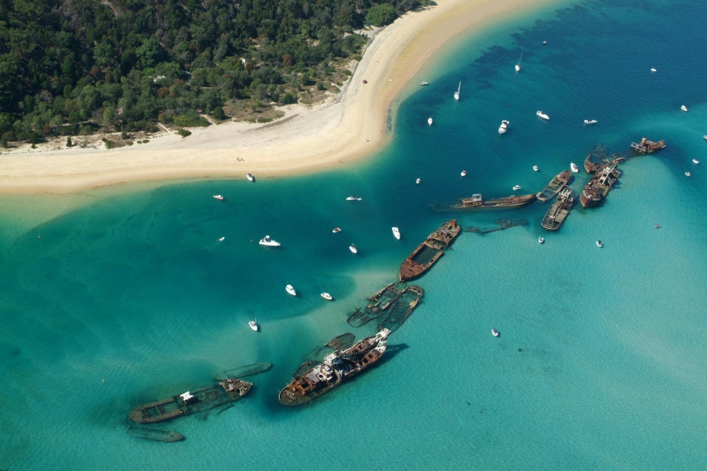 Australia See Moreton Island Tours
