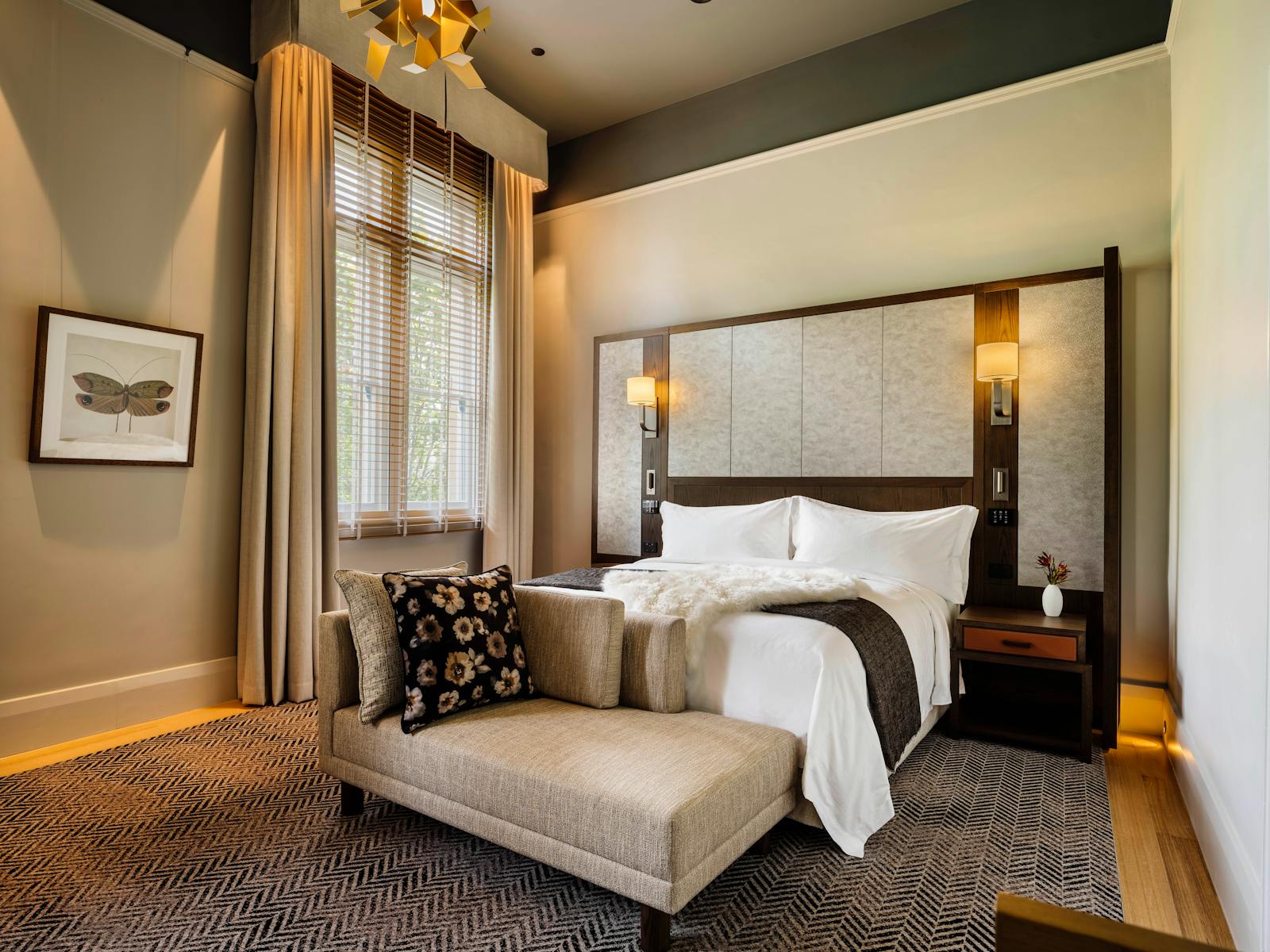 Our Heritage guest rooms provide a feeling of calm and quietude within reach of Hobart’s waterfront.