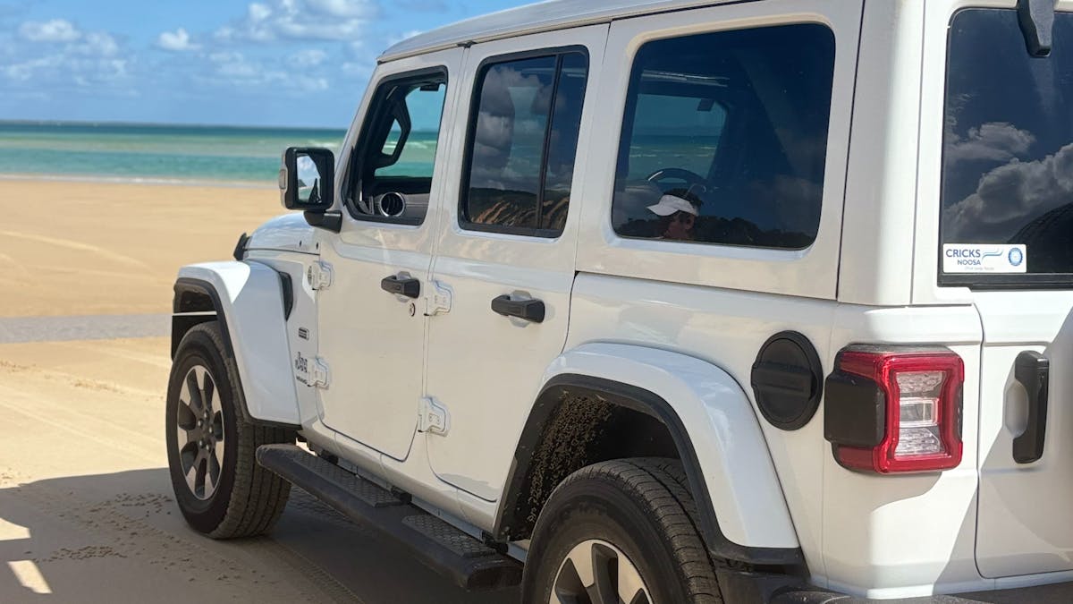 Sunny Jeeps - 4WD Beach and Walking Adventure