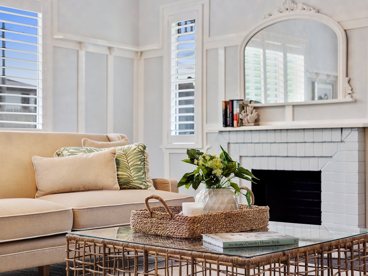 Nell's Place - Lounge Room