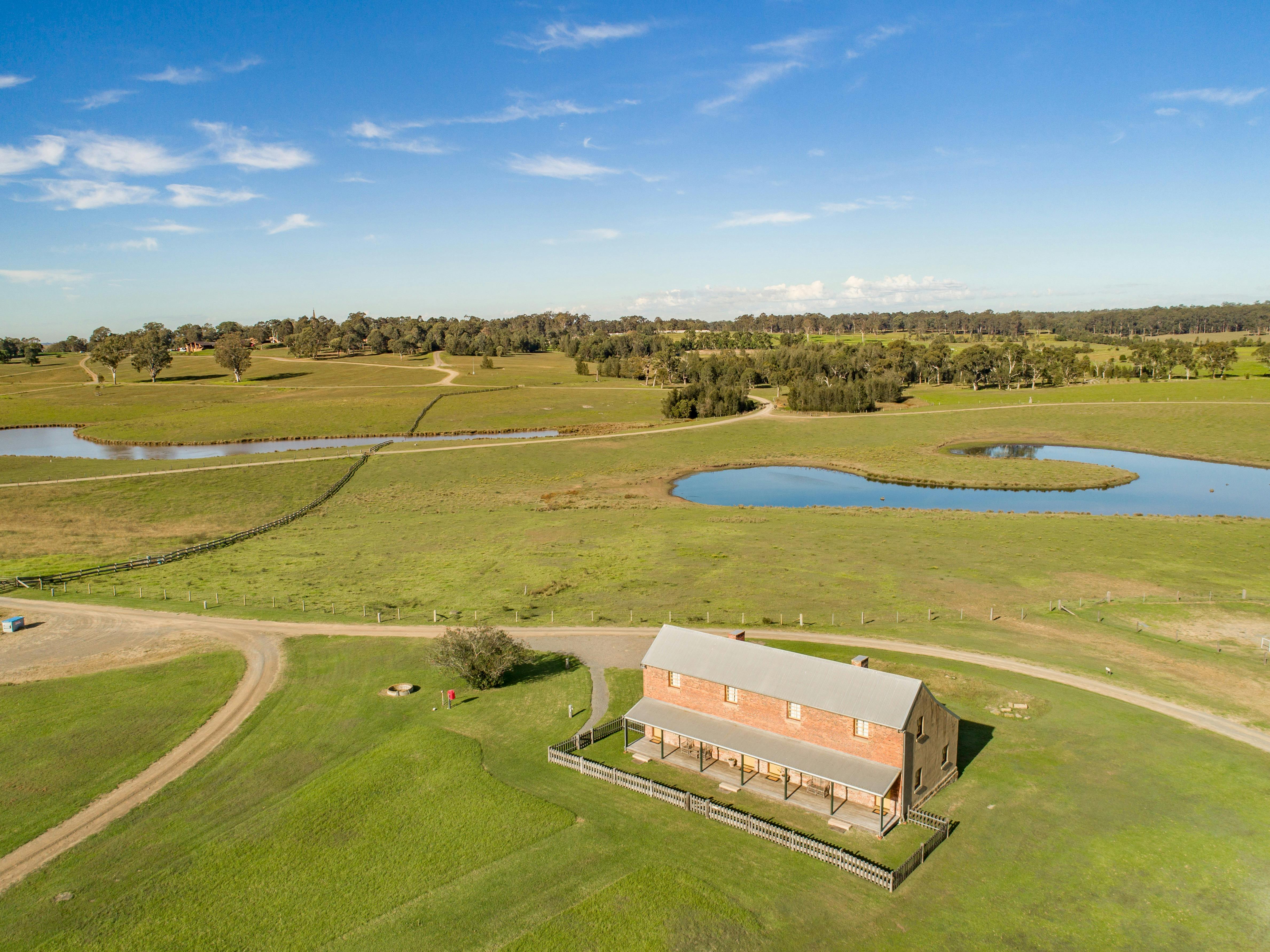 地元の風景の空中写真、息を呑むような景色を提供する山の景色