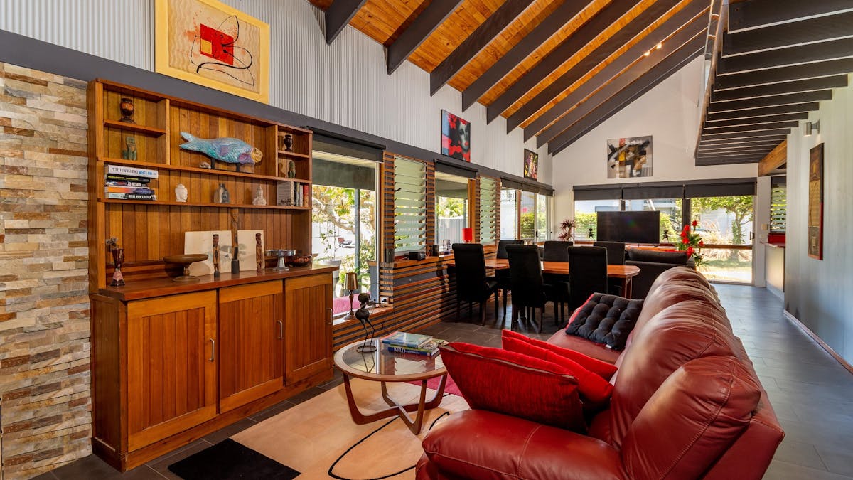 Lounge room