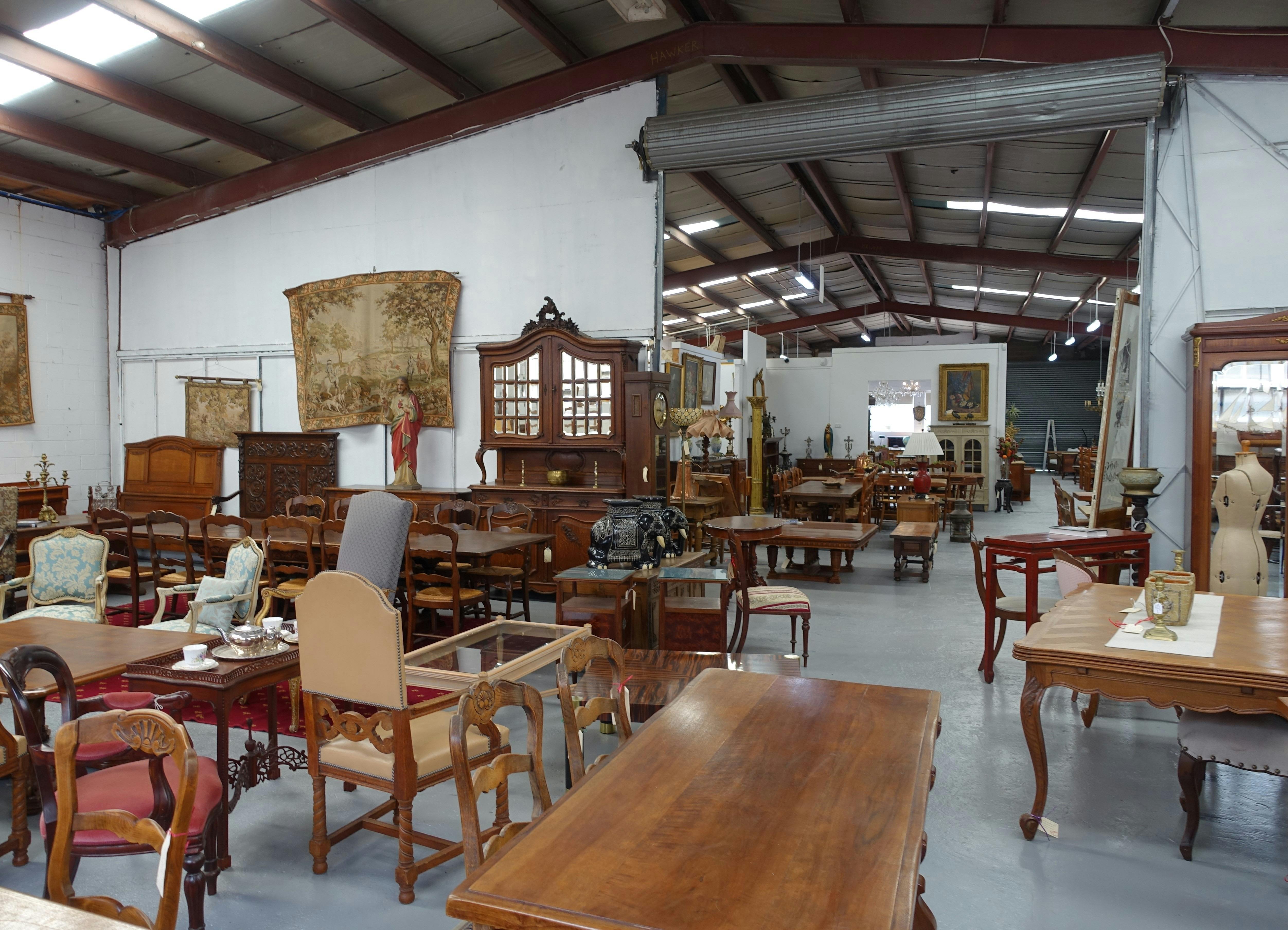 Moonee Ponds Antiques
