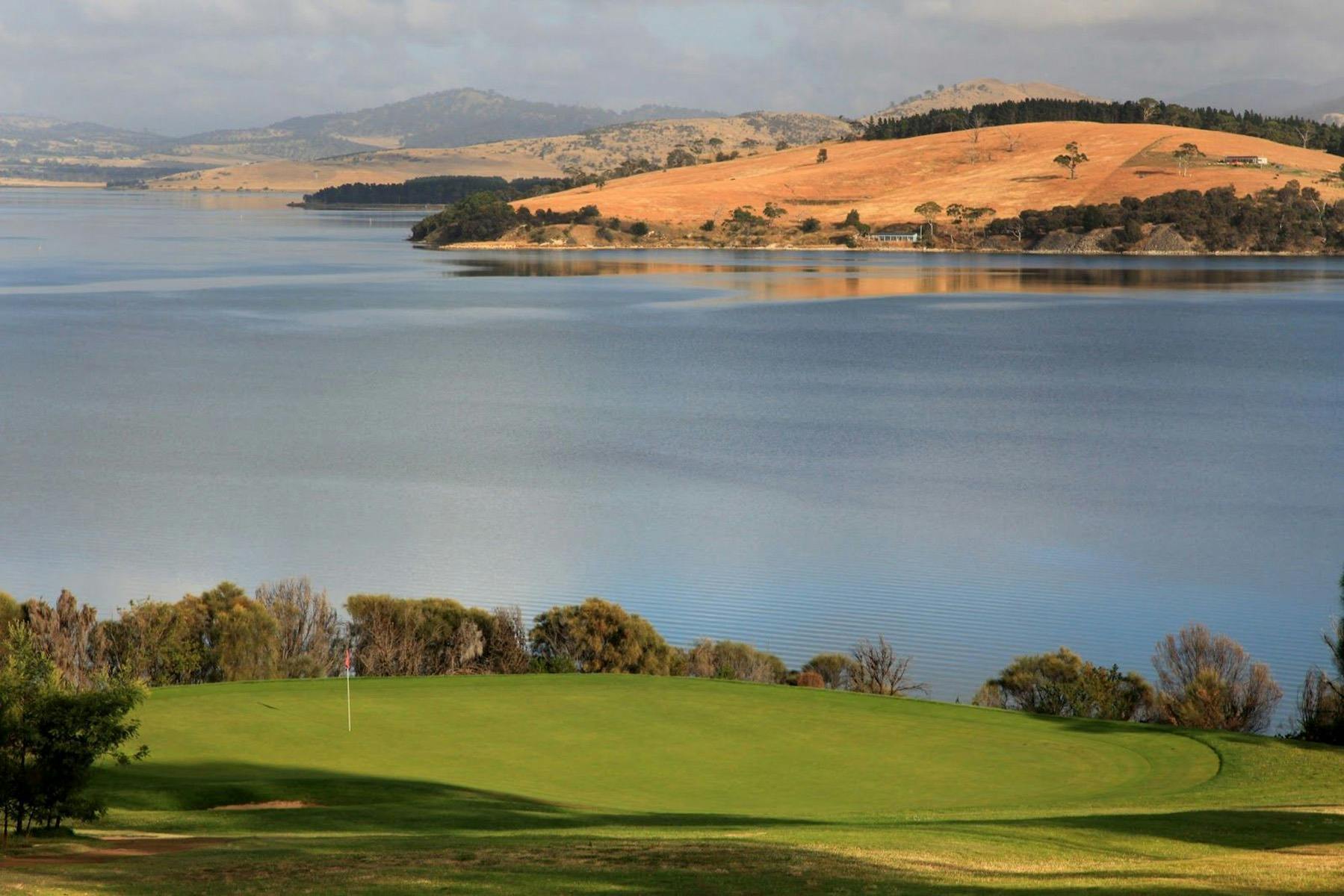 Tasmania Golf Club