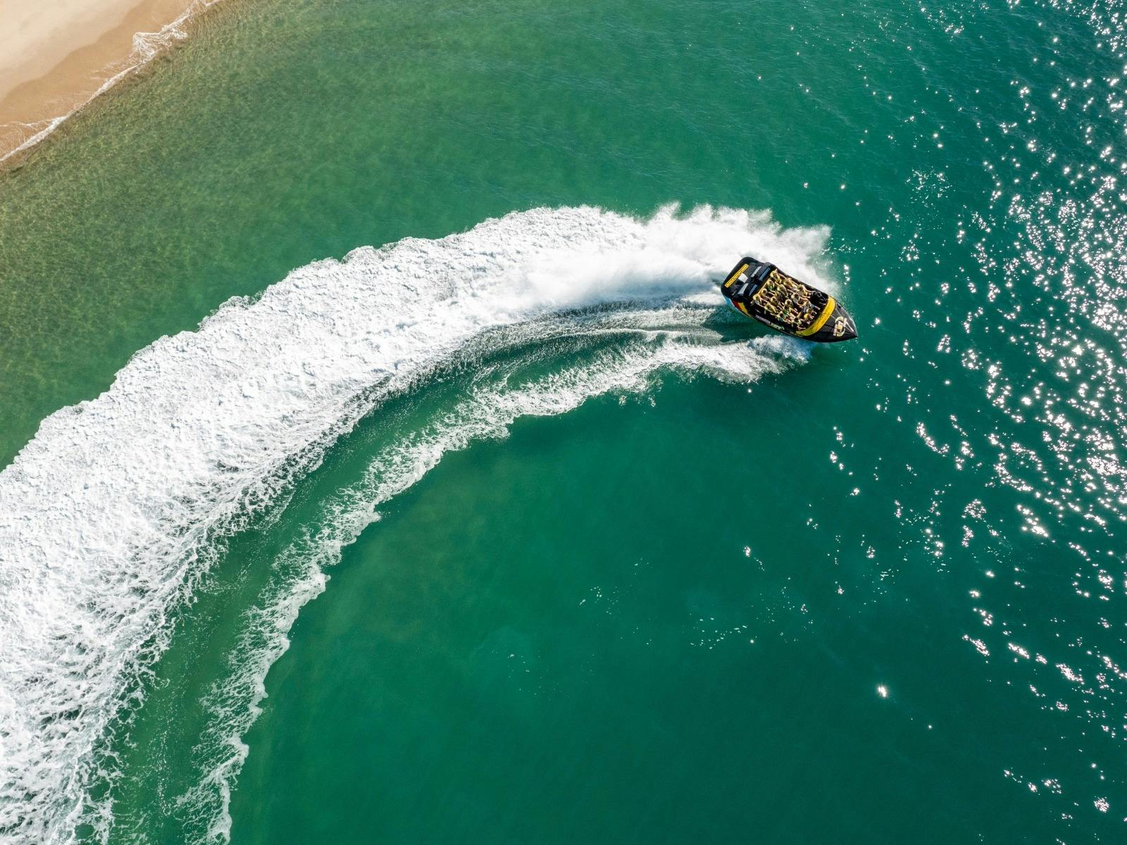 Paradise Jet Boat sliding